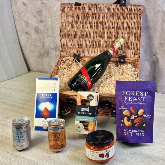 Mumm Cordon Rouge Luxury Treat Hamper